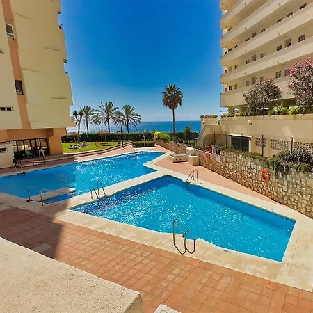 Diana 905. Superb South-facing One-bedroom With Amazing Sea Views.