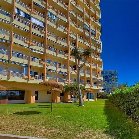 Διαμέρισμα Diana 905. Superb South-facing One-bedroom With Amazing Sea Views.