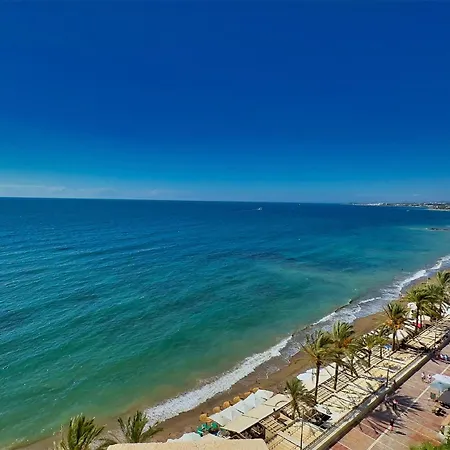 Diana 905. Superb South-facing One-bedroom With Amazing Sea Views.