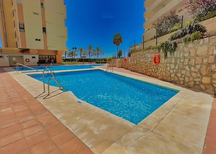 Diana 905. Superb South-facing One-bedroom With Amazing Sea Views. 마르베야