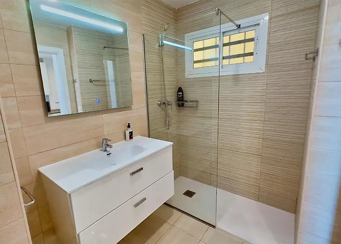 Diana 905. Superb South-facing One-bedroom With Amazing Sea Views. דירה מארבלה