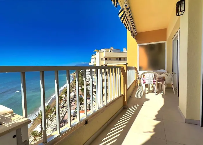 דירה Diana 905. Superb South-facing One-bedroom With Amazing Sea Views.