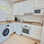 Diana 905. Superb South-facing One-bedroom With Amazing Sea Views. * Marbella